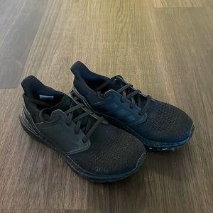 Women’s Adidas Black Ultraboost Size 6